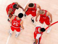 开云体育-两位球员联手创造历史记录，在比赛中受到瞩目