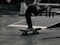 开云体育APP下载-西决生死战焦点战，黄蜂绝杀勇士，历史性一刻诞生