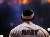 开云体育官方网站-东瀛武士破高卢神话，许昕再书乒乓传奇—当坚韧击败天赋的夜晚