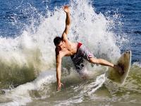 开云体育app-赛道上的逆袭，哈斯车队险胜红牛二队，汉密尔顿状态火热预示新赛季变局