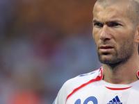 开云体育APP下载-雄鹿式碾压与张镇麟的制胜哲学，当团队洪流遇见个人锋芒