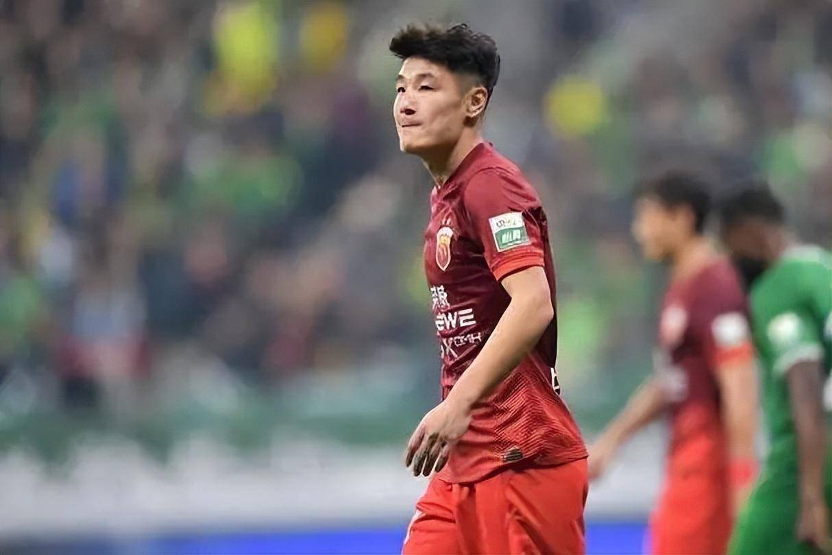 全队全力以赴，上港客场取胜进决赛的简单介绍