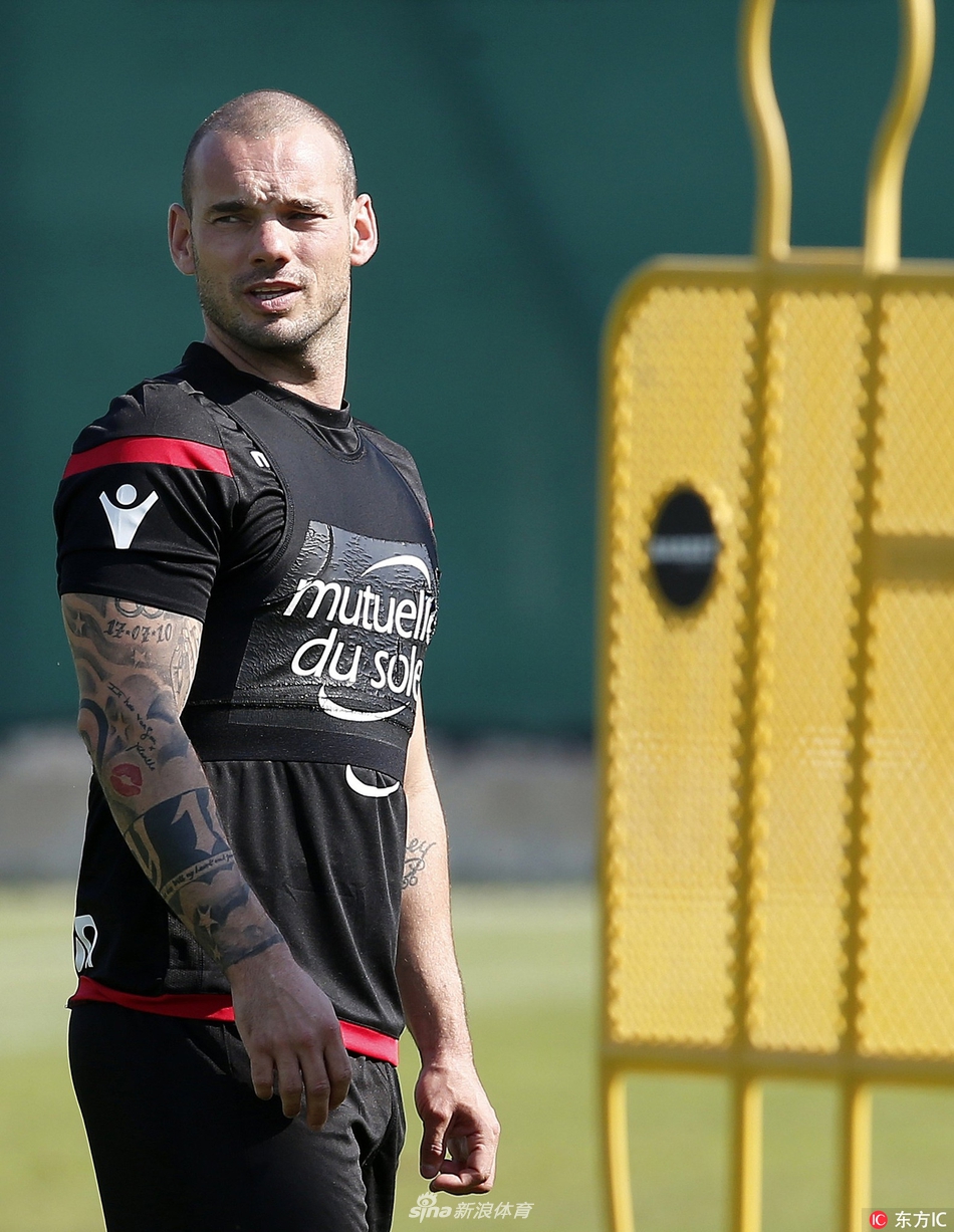 梅斯新援调整训练计划，备战接下来的比赛