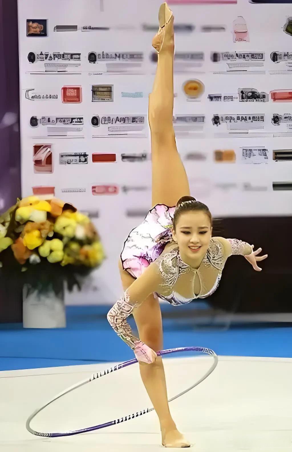 身体技能比赛选手展现高超技艺夺冠的简单介绍