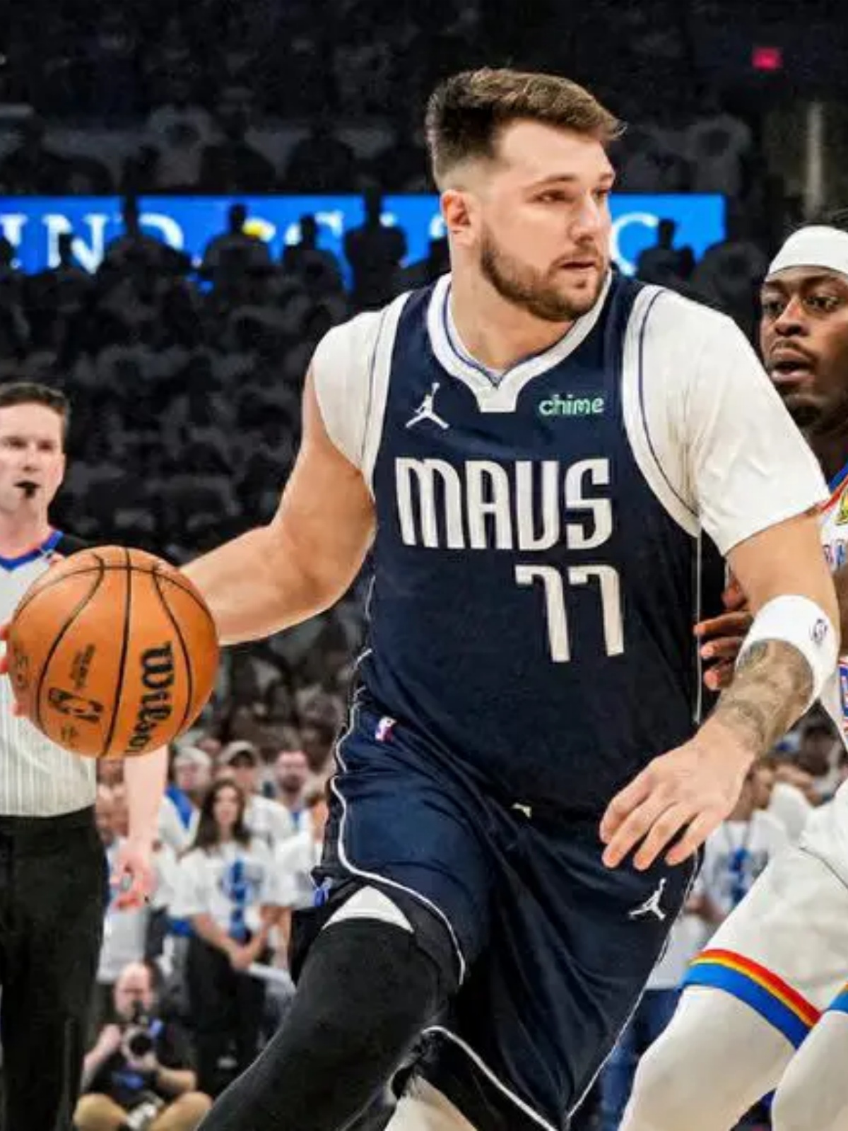 独行侠年轻后卫完成压哨绝杀的简单介绍