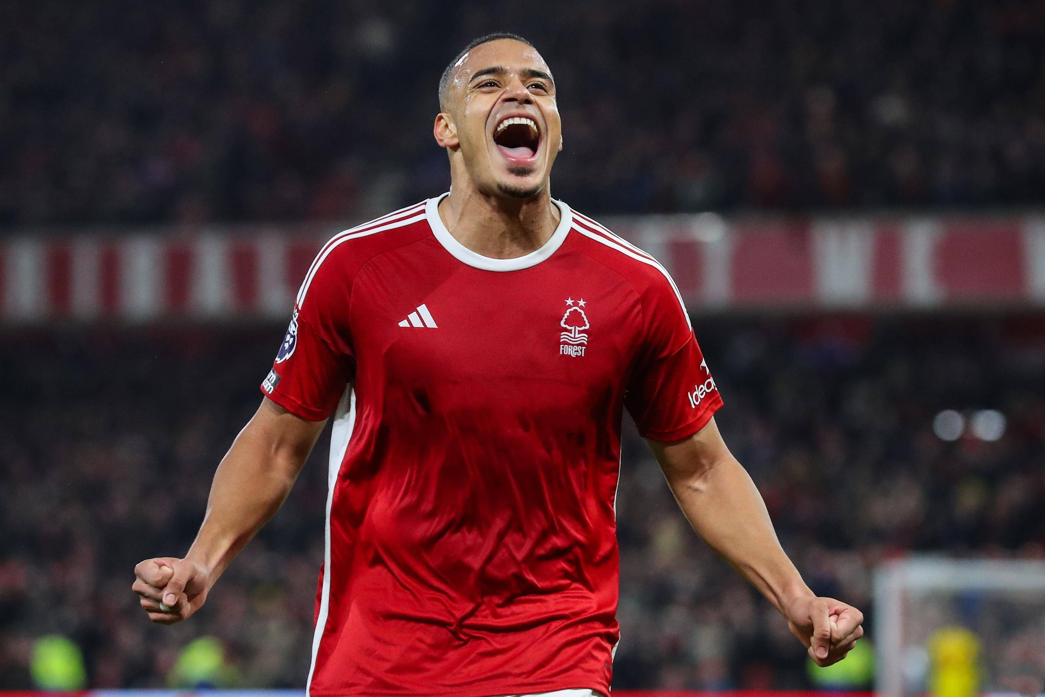 关于利物浦完胜希腊，萨拉赫惊艳四座的信息