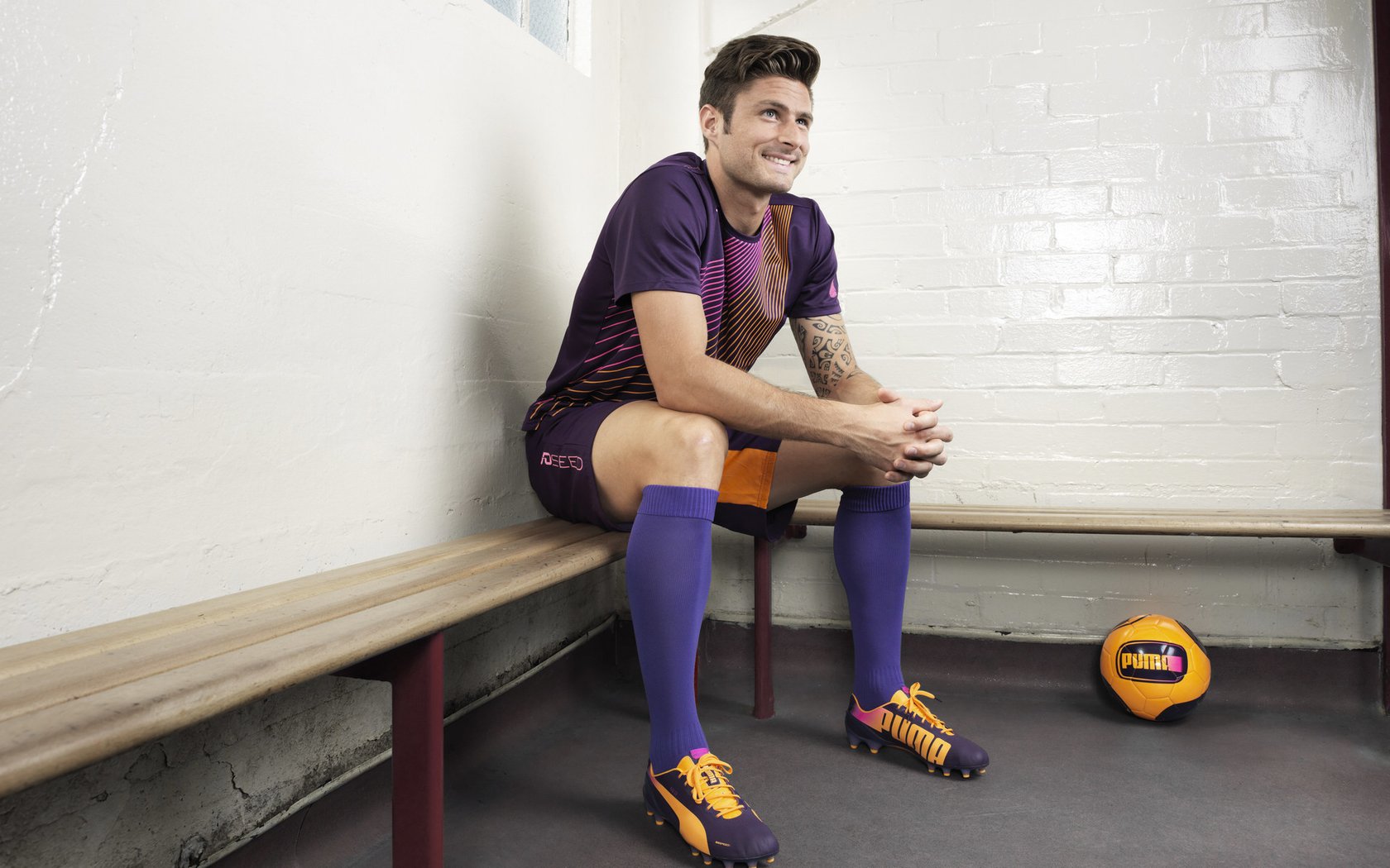 南半球孤星的亚平宁闪耀,布鲁诺在澳大利亚对阵AC米兰之战中定义个人英雄主义