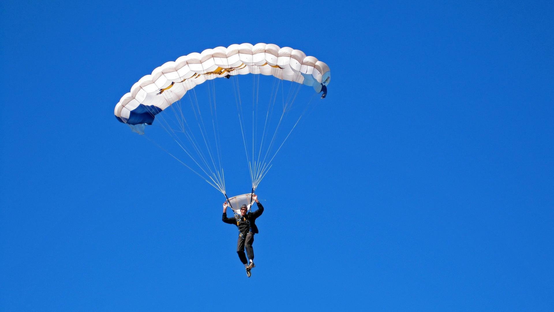 魔笛终章奏响绝杀狂想曲，牙买加奇迹夜，莫德里奇一球定江山